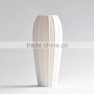 Wholesale Home Decoration Stripe White Ceramic Flower Vase thumbnail-5