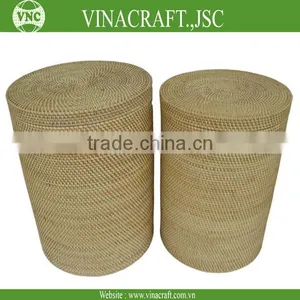 Rattan Laundry Basket With Handle and Lid thumbnail-1