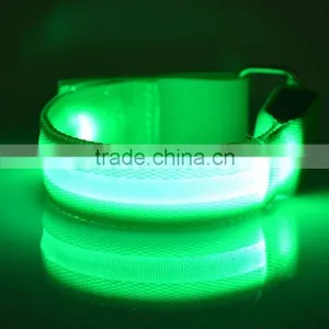 Cycling Jogging Walking Running Sport Reflective Flashing LED Armband thumbnail-5