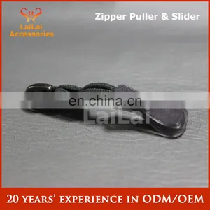 Custom Symbol Rope PVC Pullers for Outdoor Sport Bag thumbnail-1
