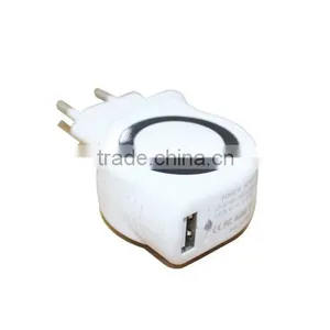 Mobile Phone Accessories Factory Price Wall Charger Made in China Used in Europe thumbnail-6