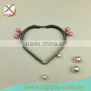 Beautiful Heart-shape Purse Metal Frame With Lovely Beads thumbnail-1