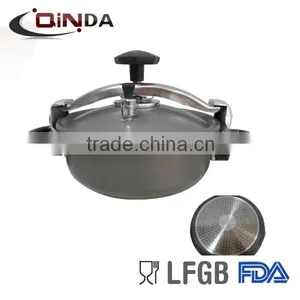 24cm Aluminum Power Pressure Cooker thumbnail-1