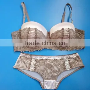 Sexy and Fashion Plus Size Bra Set thumbnail-1