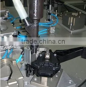 Cheap 2016 Hot Automatic Assembling Machine Car Assembling Machine Assembling Line Assembling Robot thumbnail-4