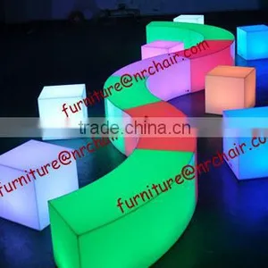 Shanghai Event Rental Furniture Acrylic Lounge LED Light Sitting Cube Seat thumbnail-4