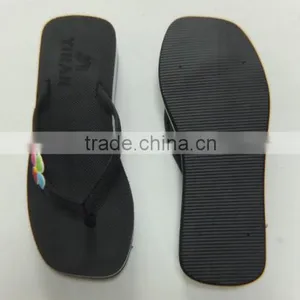 2016 Women's Slipper thumbnail-4