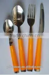 24PCS Stainless Steel Plastic Handle Cutlery Set thumbnail-3