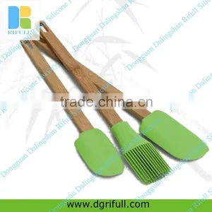 3 Piece Silicone Kitchen Tool Set thumbnail-1