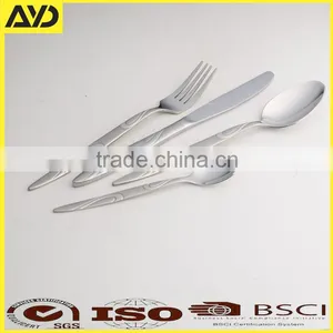 24 Piece Stainless Steel Cutlery Set in Gift Box thumbnail-1