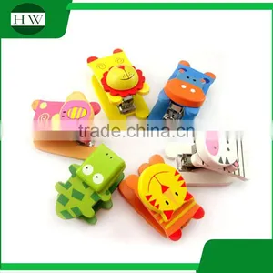 Wooden Mini Portable Office Stationery Funny Cartoon Animal Shaped Manual Paper Stitcher Stapling Machine Stapler thumbnail-2
