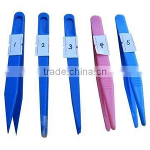 Plastic Tweezers thumbnail-1