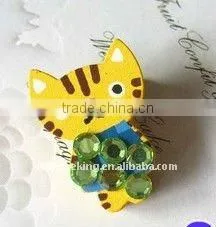 Fashion Children Brooch, Fashion Cartoon Brooch thumbnail-1