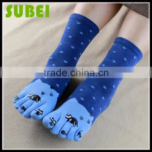 2015 Female Warm Five Fingers Socks,cotton and Nightbird Pattern Socks,Quiet and Sweet thumbnail-2