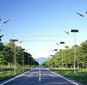 Street Light Solar thumbnail-1