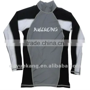 Long Sleeve Men Rash Gurads thumbnail-1