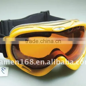 2016 Latest Design Ski Goggles With CE thumbnail-3