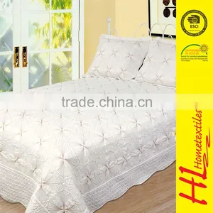 HLHT Low MOQ 100% Polyester Embroidered Bedspreads thumbnail-1