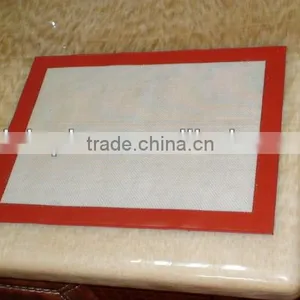 Custom Food Grade Non-slip Silicone Mat thumbnail-1
