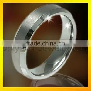 Untarnished Tungsten Band for Male thumbnail-1
