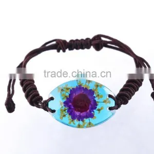Lovely Souvenir Real Flowers Resin Fashion Bracelet thumbnail-2