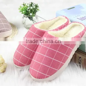 2015 Fashion Warm Indoor Slippers High Quality Bedroom Slippers For Couple thumbnail-2