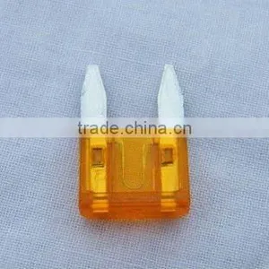Auto 32V Mini Car Fuse thumbnail-1