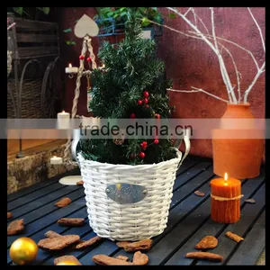 Willow Basket With Metal Handles thumbnail-6