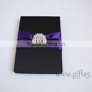Gorgeous Handmade Luxury Silk Invitation Boxes Fow Wedding thumbnail-3