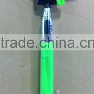 Wireless Extendable Self-portrait Handheld Monopod Selfie Stick With Bluetooth Shutter Button thumbnail-2
