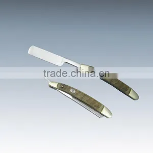 Clow Shaving Razor thumbnail-1