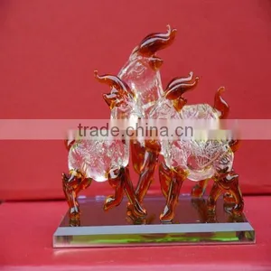 Cut and Polished Optical Crystal Goat Model Souvenir thumbnail-1