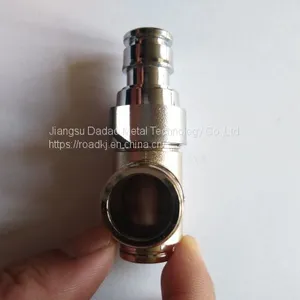 Sanitary Valve, Air Valve, Boiler Hot Water Square Triangle Valve thumbnail-1