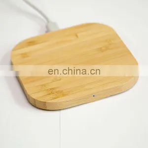 Wireless Charger 2019 Trendy Product Wireless Charger Phone Charging Station for IPhone Round Wooden Wireless Charger thumbnail-2