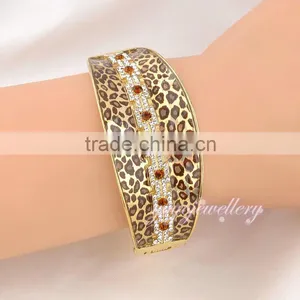 New Modern Design Leopard Design Crystal Gold Filled Cuff Bangle thumbnail-6