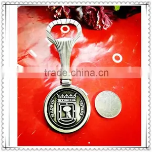 Plating Antique Bottle Opener Keychain for Collection thumbnail-1