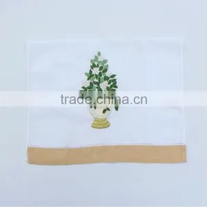 Linen Tea Towels. Set of 4 White Flowers in a Vase Embroidered Kitchen Towels. Shiny Gold Threads Embroidered Tea Towels thumbnail-1