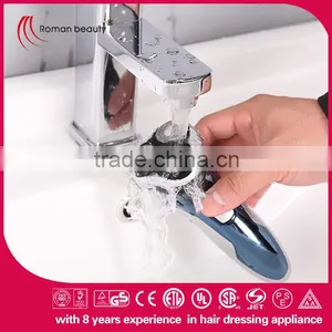 Wet and Dry Battery Operated Shaver thumbnail-2