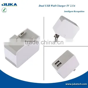 Super Fast Multiple Mobile Phone Travel Charger , 2 Slots Automatic Recognition USB Wall Charger thumbnail-5