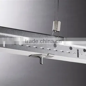 Twist Clip Hanger thumbnail-4