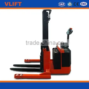 Straddle Legs Electric Stacker 1.4/1.8Ton With Anti-rolling Back Brake thumbnail-1