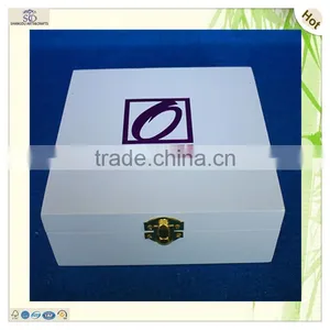 Painted Large Square Lock Wooden Packing Box thumbnail-1