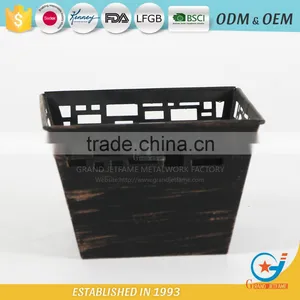 Galvanized and Iron Garen Good Plants for Pots Galvanized Flower Planters thumbnail-1