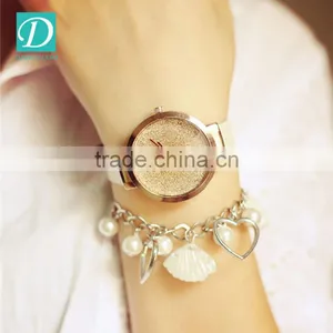 Alloy Case Wrist Watch Fashion Women Watch Promotional Quartz Lady Wrist Watches thumbnail-3