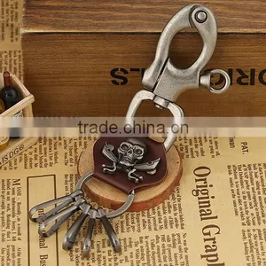 Punky Llavero,Skull Head Leather Strap Chain Bikers Punk Gothic Key Chain Hand Made thumbnail-2