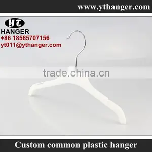 IMY-498 White Plastic Kids Hangers Wholesale thumbnail-1