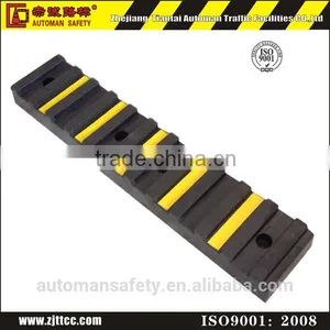 Molded Rubber Garage Wall Protector thumbnail-1