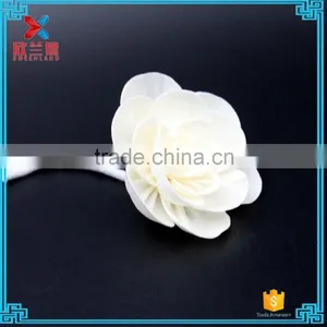 2015 New Design 8cm Hand White Camellia Sola Wood Flower for Home Decoration thumbnail-4