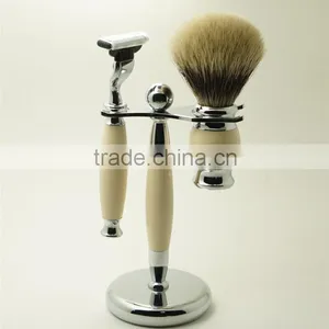 Wholesale Beard Brushes Private Label Shaving Razor Travel Shaving Kits thumbnail-4