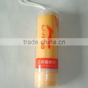 Professional PVA Sport Wet Towel in Hanging Tube thumbnail-1